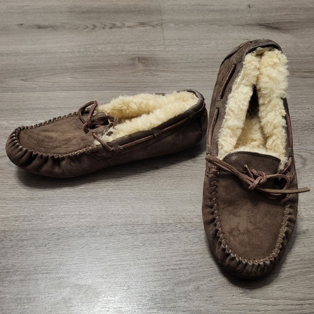 UGG Australia Dakota Suede Moccasin Slippers Brown Women 8 Cozy Lined Plush